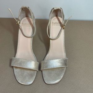Summit White Mountain Gold Sandals